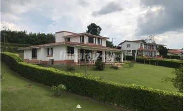 VENTA CASA CAMPESTRE VIA TEBAIDA (Q.)