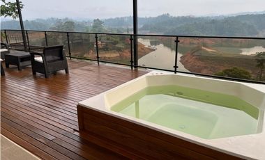 vendo casa finca el Guatapé  1.900 m2 acceso a la represa CH