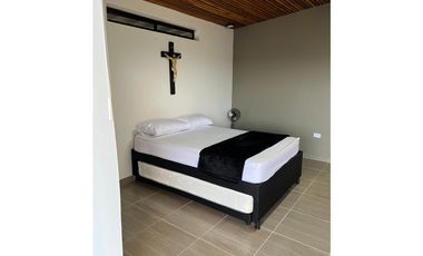 vendo casa finca el Guatapé  1.900 m2 acceso a la represa CH