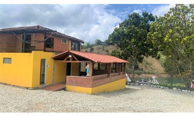 Venta de Hotel Glamping Guatapé