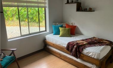 Venta de Casa en unidad cerrada, reserva natural en El Retiro