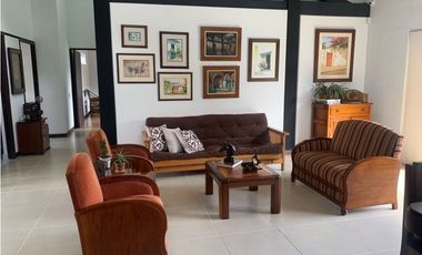 Venta de Casa en unidad cerrada, reserva natural en El Retiro