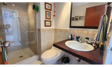 VENTA CASA LOS GONZALES EL POBLADO TRES NIVELES