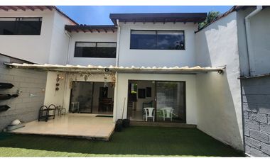 VENTA CASA LOS GONZALES EL POBLADO TRES NIVELES