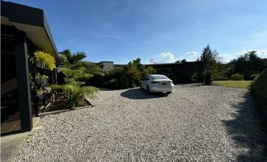 SE VENDE FINCA EN LA CEJA EN PARCELACIÓN LOTE 4534m2  ALTO. ARBORIZACI