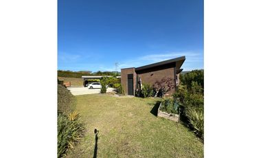 SE VENDE FINCA EN LA CEJA EN PARCELACIÓN LOTE 4534m2  ALTO. ARBORIZACI