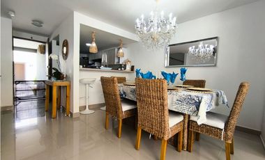 JC-VENTA DE CASA EN CIUDAD COUNTRY