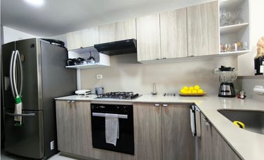 JC-VENTA DE CASA EN CIUDAD COUNTRY