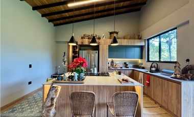 Vendo casa campestre en La María El Retiro Antioquia