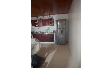 VENTA DE CASA MAS LOTE EN EL B/ LACHARME DE MONTERIA