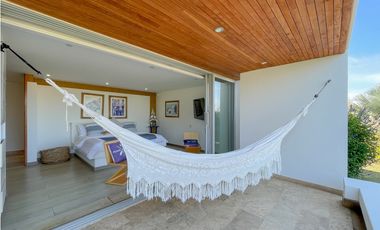 Casa moderna ubicada en el peñol