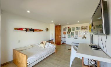 Casa moderna ubicada en el peñol