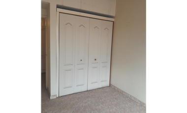 SE VENDE CASA COMERCIAL EN EL CENTRO DE ZIPAQUIRA