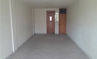 SE VENDE CASA COMERCIAL EN EL CENTRO DE ZIPAQUIRA
