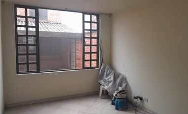 SE VENDE CASA COMERCIAL EN EL CENTRO DE ZIPAQUIRA