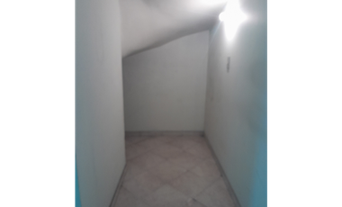 SE VENDE CASA COMERCIAL EN EL CENTRO DE ZIPAQUIRA