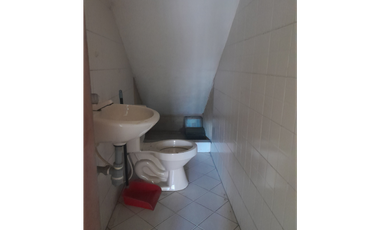 SE VENDE CASA COMERCIAL EN EL CENTRO DE ZIPAQUIRA