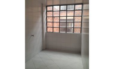 SE VENDE CASA COMERCIAL EN EL CENTRO DE ZIPAQUIRA
