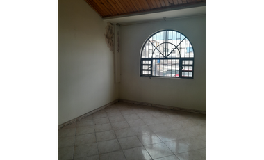 SE VENDE CASA COMERCIAL EN EL CENTRO DE ZIPAQUIRA