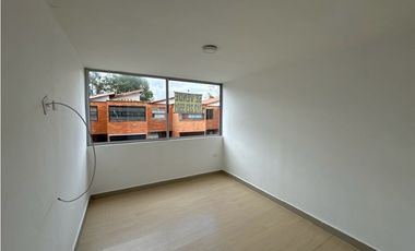 SE VENDE CASA EN SAN ANTONIO DE PEREIRA RIONEGRO SE ENTREGA RENTANDo