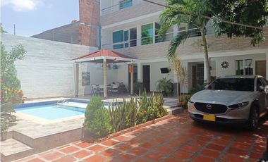 En venta casa campestre con 7 alcobas, amoblada, sector de Gaira|02