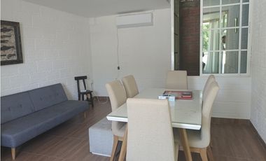 En venta casa campestre con 7 alcobas, amoblada, sector de Gaira|02