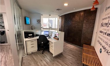 OFICINA EN MEJOR LUGAR DEL CENTRO  REFORMADA