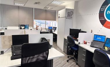 OFICINA EN MEJOR LUGAR DEL CENTRO  REFORMADA