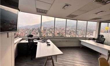 OFICINA EN MEJOR LUGAR DEL CENTRO  REFORMADA