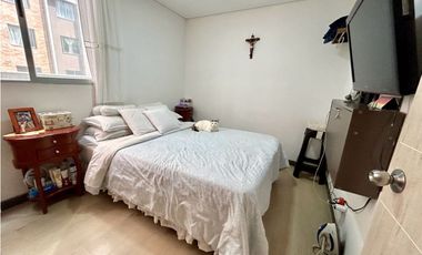SE VENDE ESPECTACULAR APARTAMENTO CON TERRAZA EN SABANETA PARTE PLANA