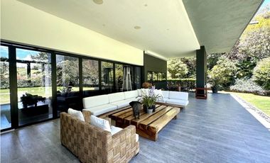 Vendo casa campestre alto de las palmas. Envigado
