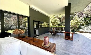 Vendo casa campestre alto de las palmas. Envigado