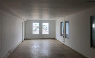 BODEGA DISPONIBLE EN ARRIENDO Y VENTA C.E. EL TRIUNFO