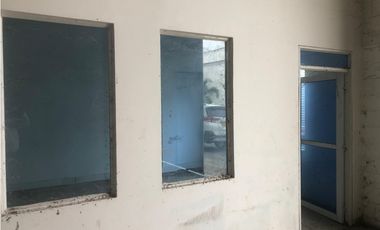 BODEGA DISPONIBLE EN ARRIENDO Y VENTA C.E. EL TRIUNFO