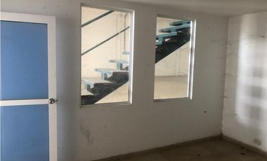 BODEGA DISPONIBLE EN ARRIENDO Y VENTA C.E. EL TRIUNFO