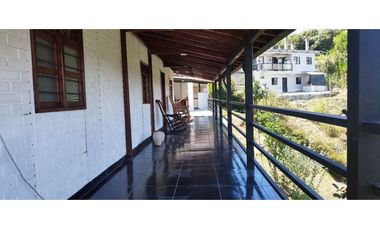 SE VENDE FINCA EN MARINILLA VEREDA ALTO DEL MERCADO