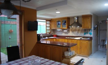 SE VENDE CASA CAMPESTRE CHIA