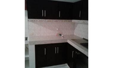 VENDO CASA EN SECTOR MUY TRANQUILO DE LA CIUDAD
