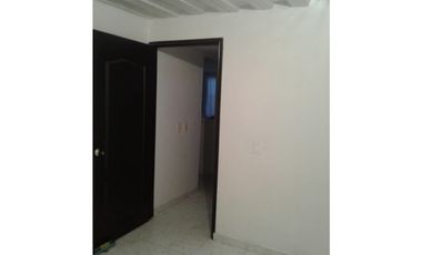 VENDO CASA EN SECTOR MUY TRANQUILO DE LA CIUDAD