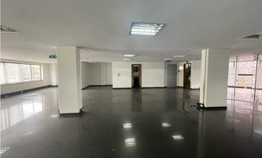 SE VENDE EDIFICIO EN SECTOR DE RETIRO