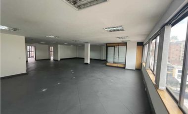 SE VENDE EDIFICIO EN SECTOR DE RETIRO