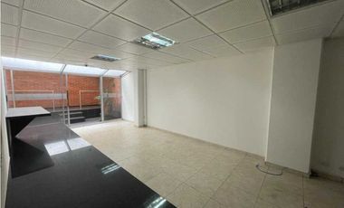 SE VENDE EDIFICIO EN SECTOR DE RETIRO