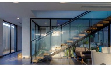 SE VENDE CASA DE LUJO EN PUNTA ROCA