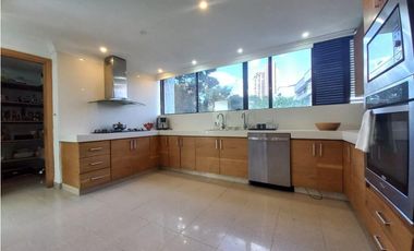 Venta casa en el Poblado