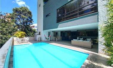 Venta casa en el Poblado
