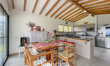 Casa en parcela para la venta en el Carmen de Viboral