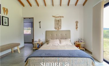 Casa en parcela para la venta en el Carmen de Viboral