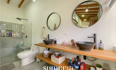 Casa en parcela para la venta en el Carmen de Viboral