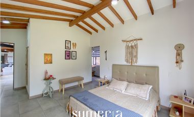 Casa en parcela para la venta en el Carmen de Viboral