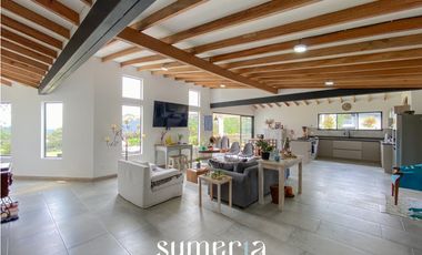 Casa en parcela para la venta en el Carmen de Viboral